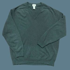 L.L. Bean Vintage Lambs Wool Olive Green V-Neck Sweater Pullover Men's Size XL